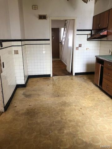 4467 Wilcox Avenue, St Louis, MO 63116