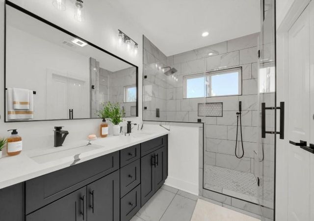 4406 Bond Street, Houston, TX 77026