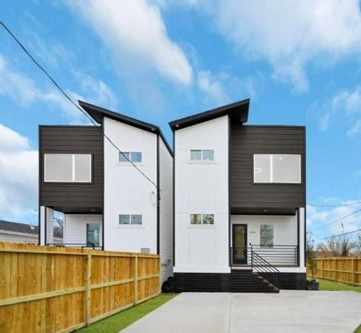 4406 Bond Street, Houston, TX 77026