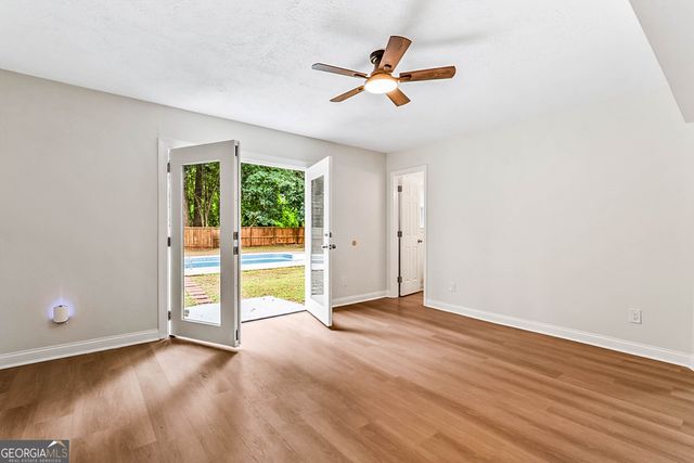 204 Groveland Drive, Peachtree City, GA 30269