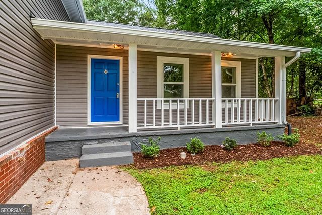 204 Groveland Drive, Peachtree City, GA 30269