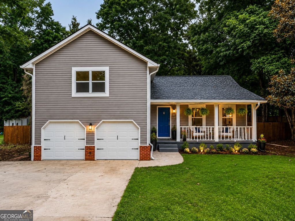 204 Groveland Drive, Peachtree City, GA 30269
