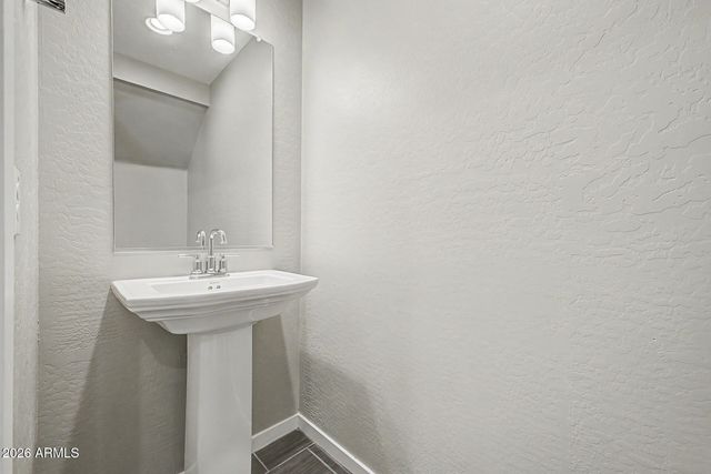 901 S SMITH Road 1064, Tempe, AZ 85281