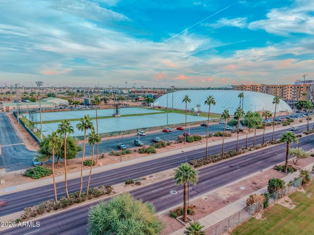 901 S SMITH Road 1064, Tempe, AZ 85281