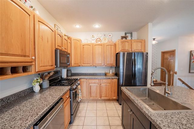 1704 Sierra Drive, Eau Claire, WI 54701