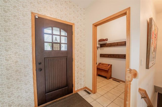1704 Sierra Drive, Eau Claire, WI 54701
