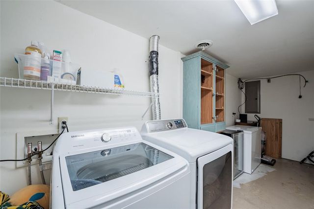 1704 Sierra Drive, Eau Claire, WI 54701