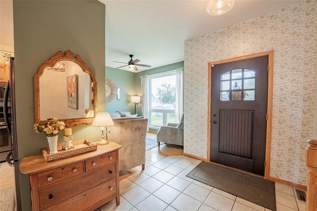 1704 Sierra Drive, Eau Claire, WI 54701