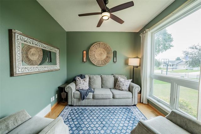 1704 Sierra Drive, Eau Claire, WI 54701