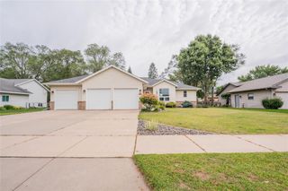 1704 Sierra Drive, Eau Claire, WI 54701