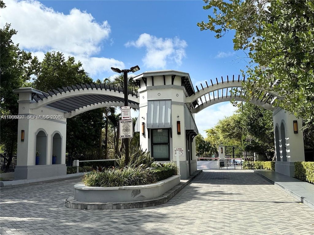 245 Poinciana Dr 505, Sunny Isles Beach, FL 33160