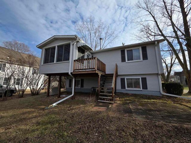 200 N Church St Street, Albany, IL 61230