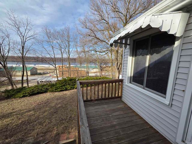 200 N Church St Street, Albany, IL 61230