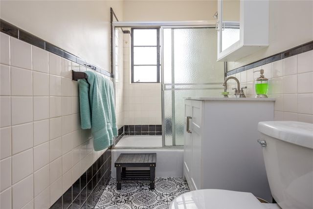 1774 Pitman Avenue, Bronx, NY 10466