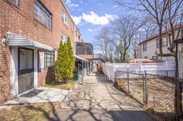 1774 Pitman Avenue, Bronx, NY 10466