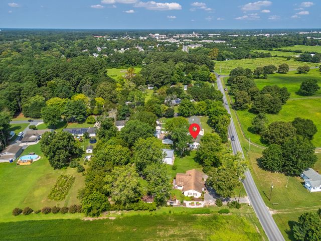 318 DYKES RD, Salisbury, MD 21804