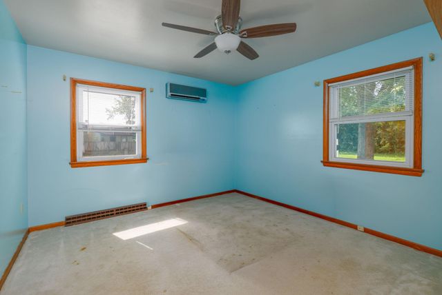 318 DYKES RD, Salisbury, MD 21804