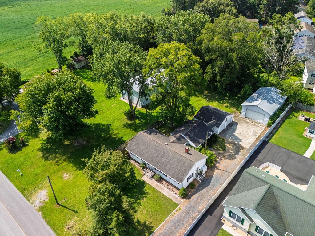 318 DYKES RD, Salisbury, MD 21804