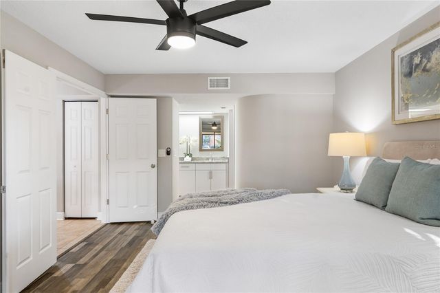 1000 WINDERLEY PLACE 142, Maitland, FL 32751