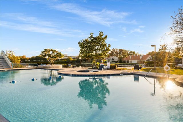 1000 WINDERLEY PLACE 142, Maitland, FL 32751