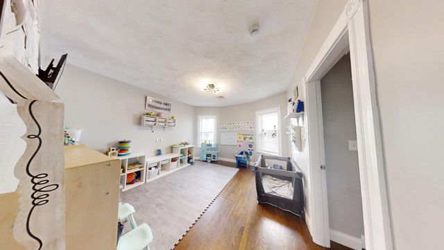 26 Elder St 2, Boston, MA 02125