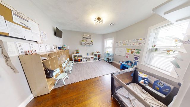 26 Elder St 2, Boston, MA 02125
