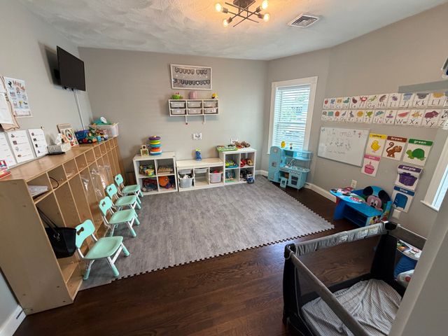 26 Elder St 2, Boston, MA 02125