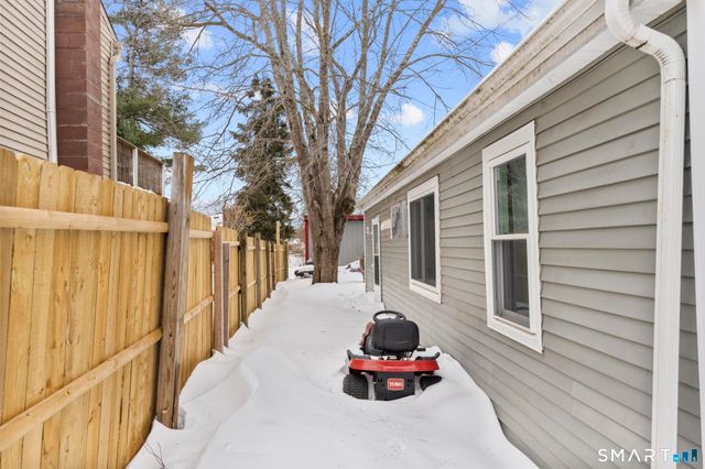 416 Chestnut Hill Avenue, Waterbury, CT 06704