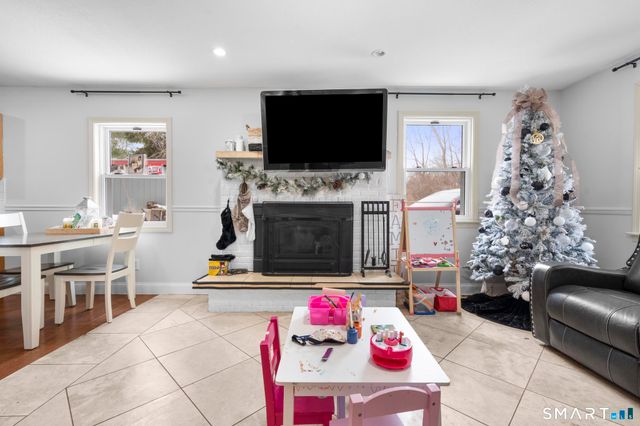 416 Chestnut Hill Avenue, Waterbury, CT 06704