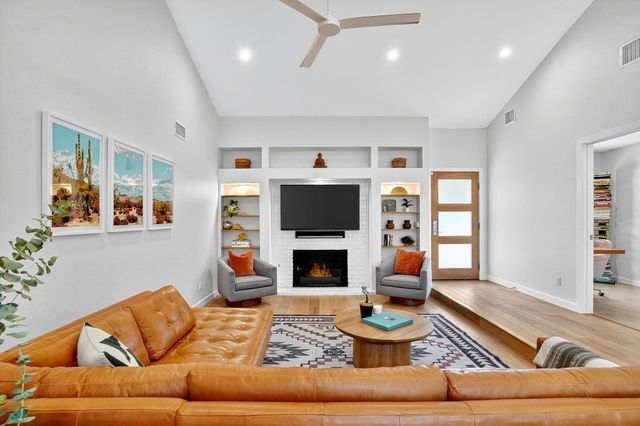 2112 Matterhorn LN, Austin, TX 78704