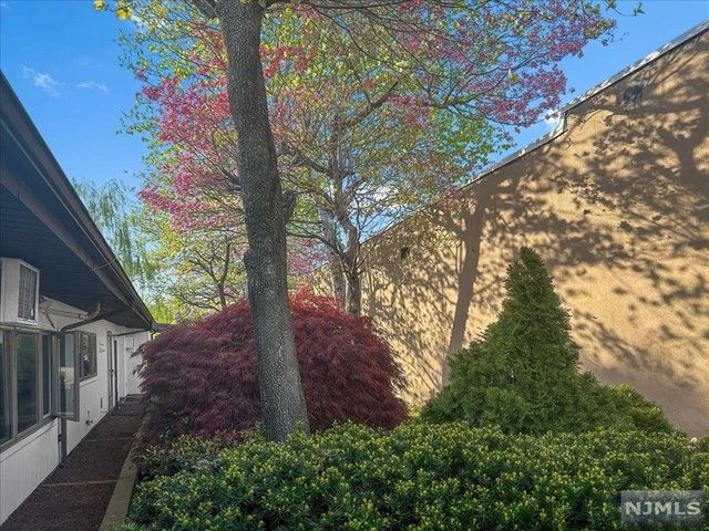 112 Carneer Avenue, Rutherford, NJ 07070