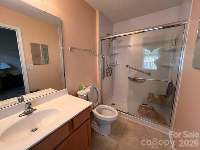 5121 Magnolia Tree Lane, Charlotte, NC 28215