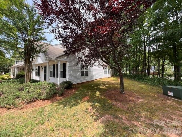 5121 Magnolia Tree Lane, Charlotte, NC 28215