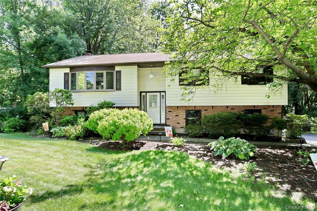 150 Schweizer Lane, Bardonia, NY 10954 — exterior