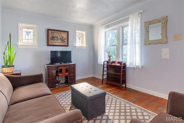 7631 Lynn Avenue, University City, MO 63130