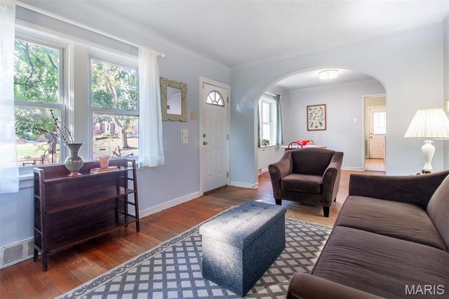 7631 Lynn Avenue, University City, MO 63130
