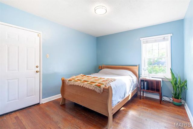 7631 Lynn Avenue, University City, MO 63130