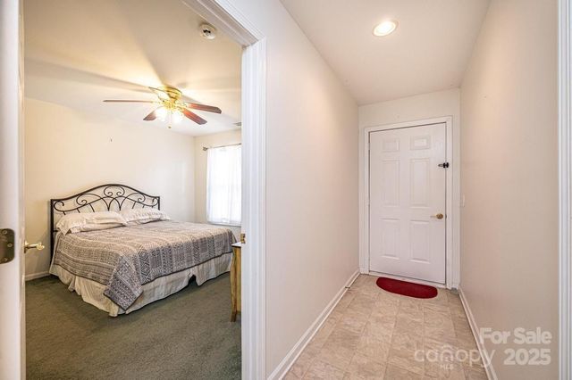 1687 Golden Cedar Lane, Newton, NC 28658