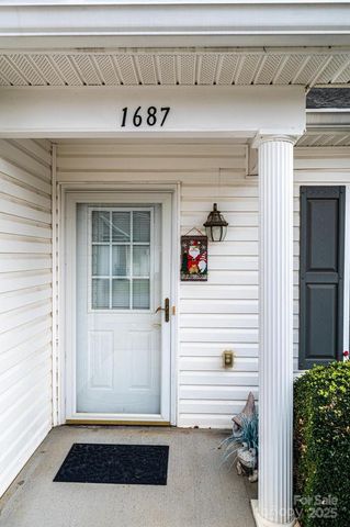 1687 Golden Cedar Lane, Newton, NC 28658