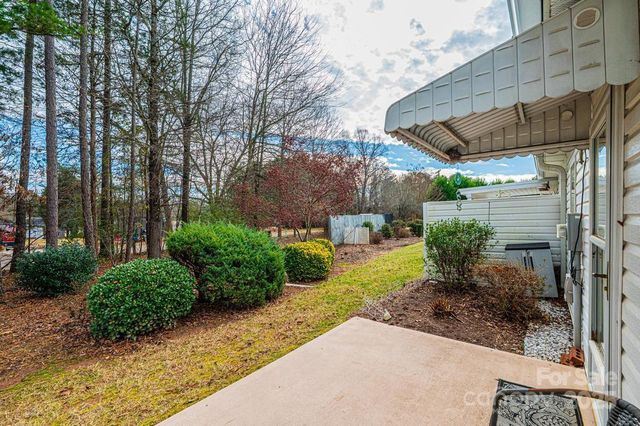 1687 Golden Cedar Lane, Newton, NC 28658