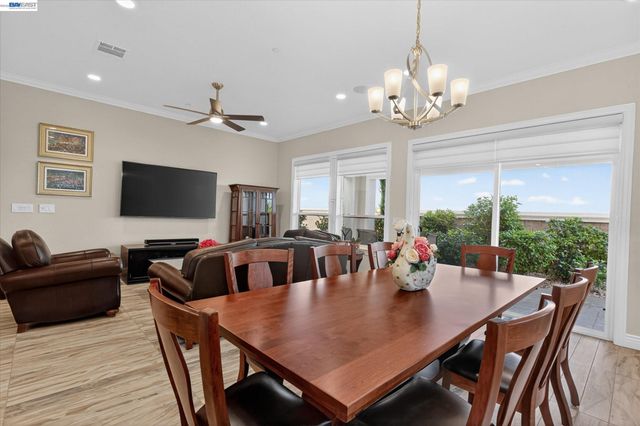 1601 Chianti Ln, Brentwood, CA 94513