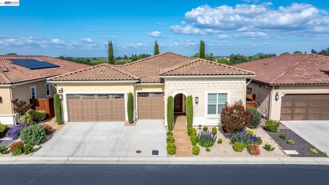 1601 Chianti Ln, Brentwood, CA 94513