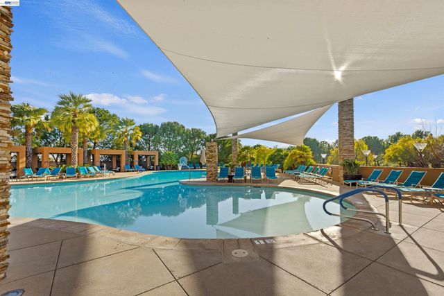 1601 Chianti Ln, Brentwood, CA 94513