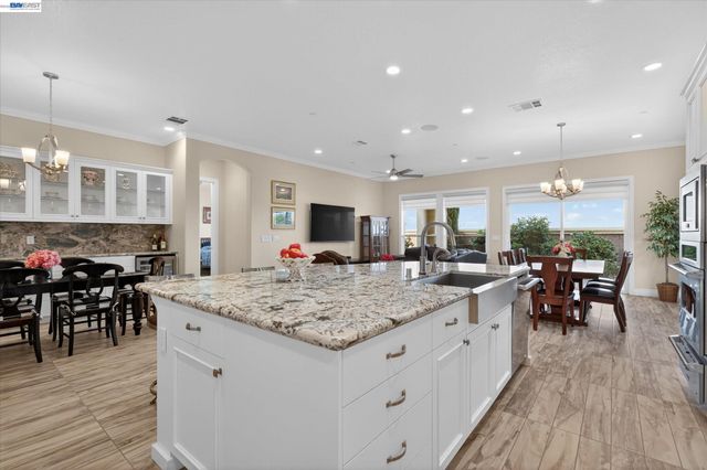 1601 Chianti Ln, Brentwood, CA 94513