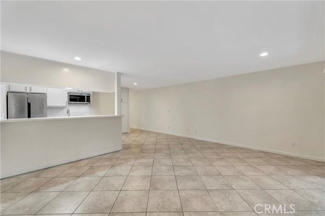 280 Molino 108, Long Beach, CA 90803