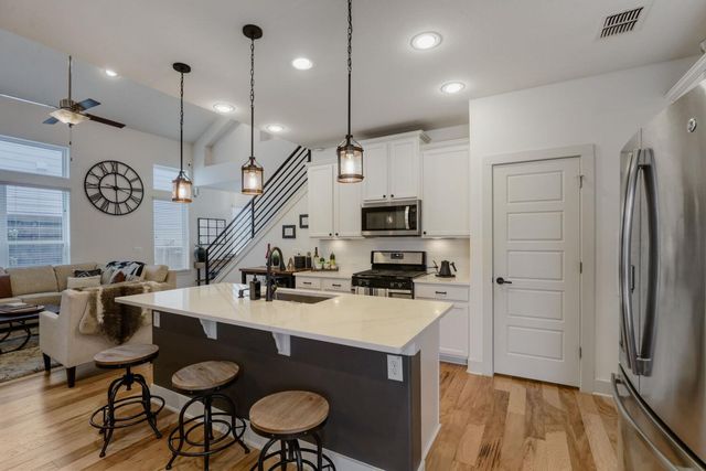 2003 Hermia ST 57, Austin, TX 78741