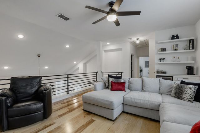 2003 Hermia ST 57, Austin, TX 78741