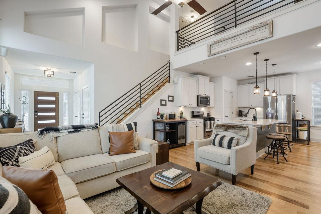 2003 Hermia ST 57, Austin, TX 78741