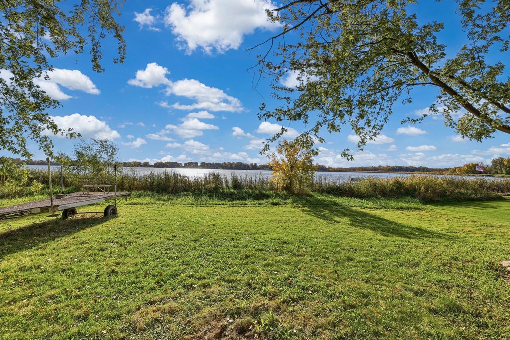 2088 Cameron Avenue SE, Buffalo, MN 55313 — exterior