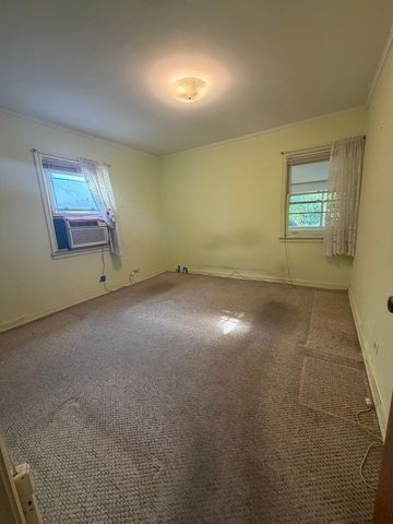 8130 45th Place, Lyons, IL 60534